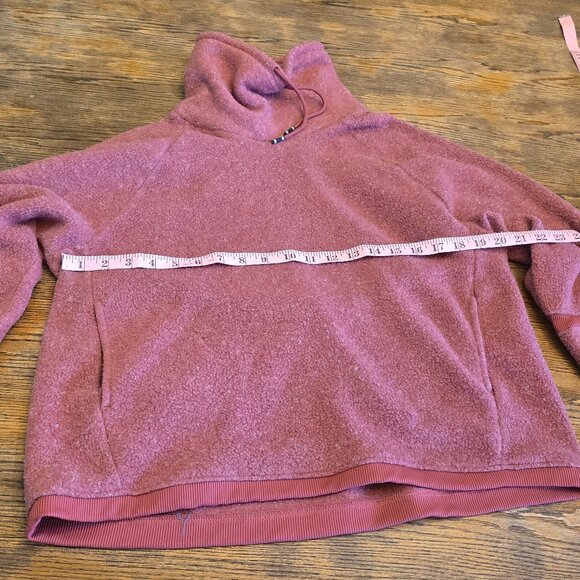 NIKE Therma-FIT Mauve Cowl Neck Fleece Pullover Size Medium - Picture 9 of 9